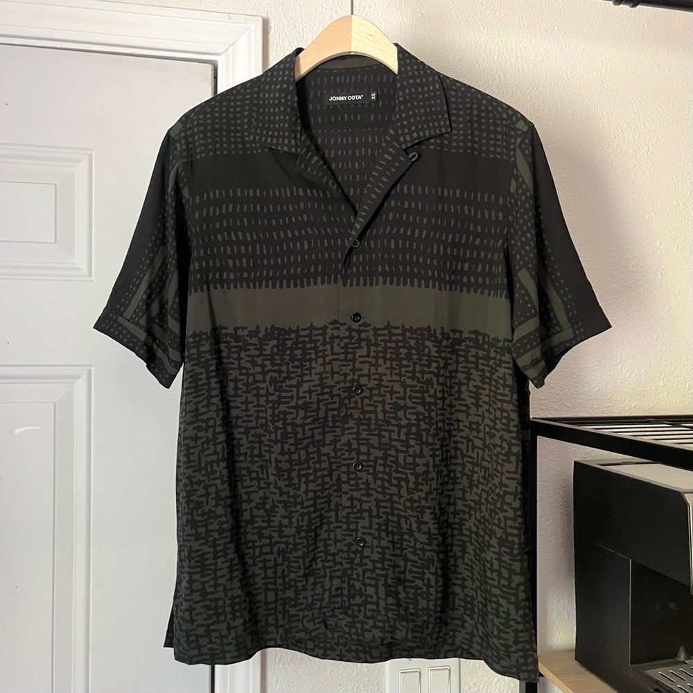 JONNY COTA dark forest olive army green rayon printed‎ short sleeve button up